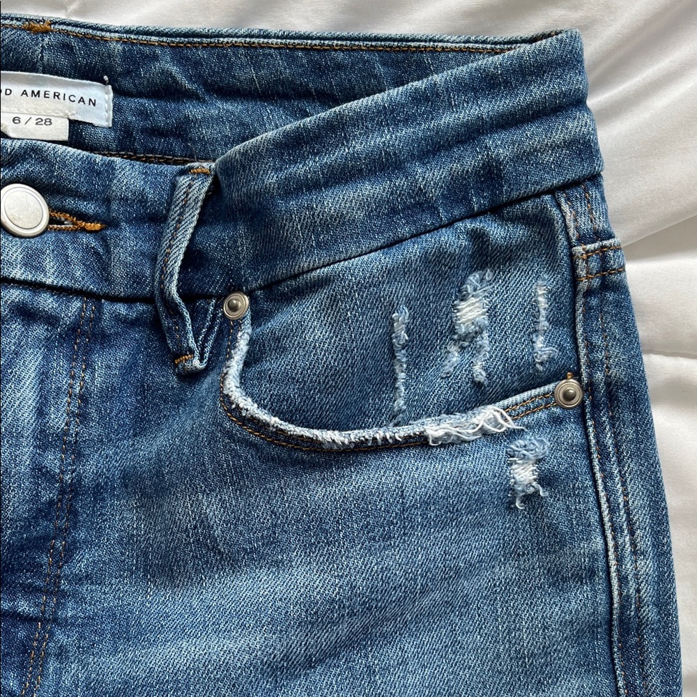 Good American Women's “Good Curve Straight Leg” Blue Jeans - Picture 6 of 7